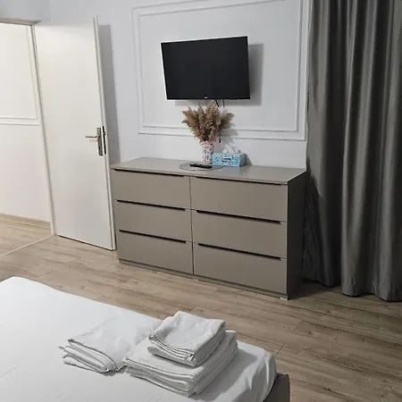 Ilinca Apart- Promenada Mamaia Nord Apartment *